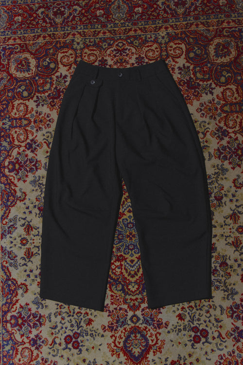Wide leg pleated trouser